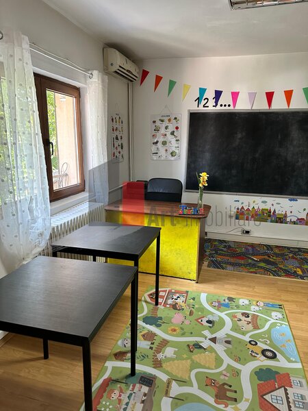 Domenii vila de inchiriat pentru activitate afterschool/ cursuri (etaj 1/ mansarda)
